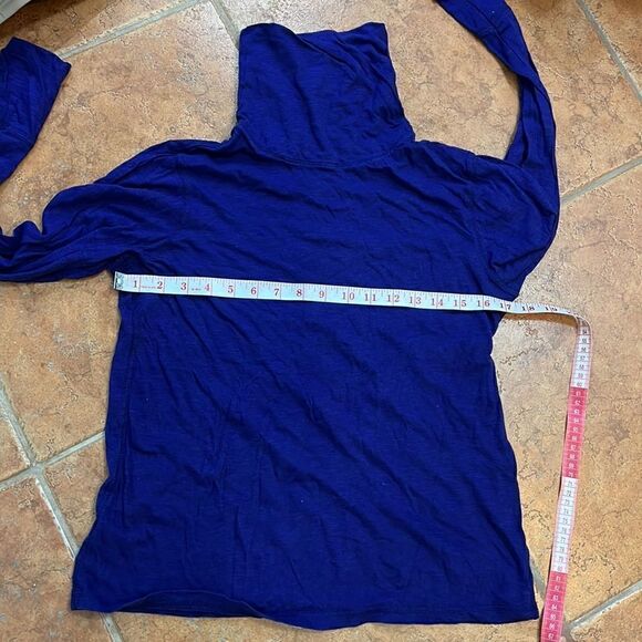 Loft women’s purple turtle neck long sleeve shirt size M - Picture 6 of 7